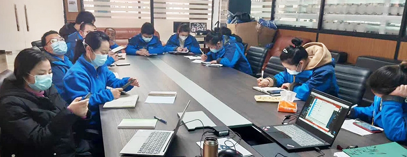 荣逸全自动锁螺丝机的使用规范